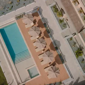 Appartement Aqua Blue Suites, Karteros